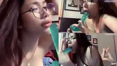 Bokep Indo Gadis Chindo Cantik Mulus Binal poster