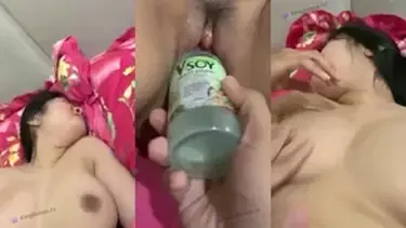 Gadis Medan Cantik Pasrah Goyang Kasur poster